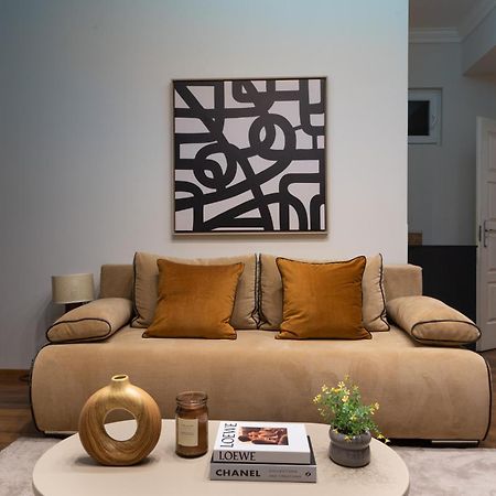 Chic Central 1Br Retreat Near New York Cafe With View Budapest Eksteriør bilde