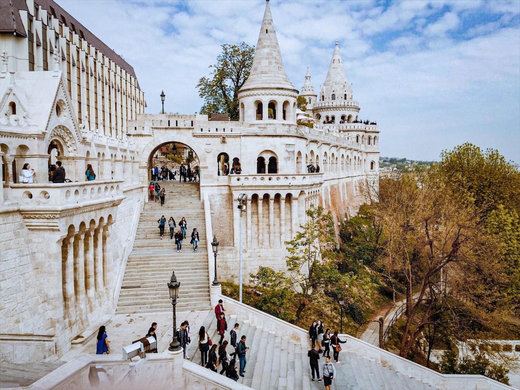 Chic Central 1Br Retreat Near New York Cafe With View Budapest Eksteriør bilde