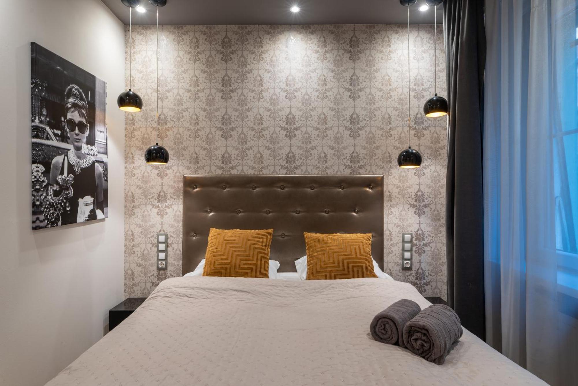 Chic Central 1Br Retreat Near New York Cafe With View Budapest Eksteriør bilde